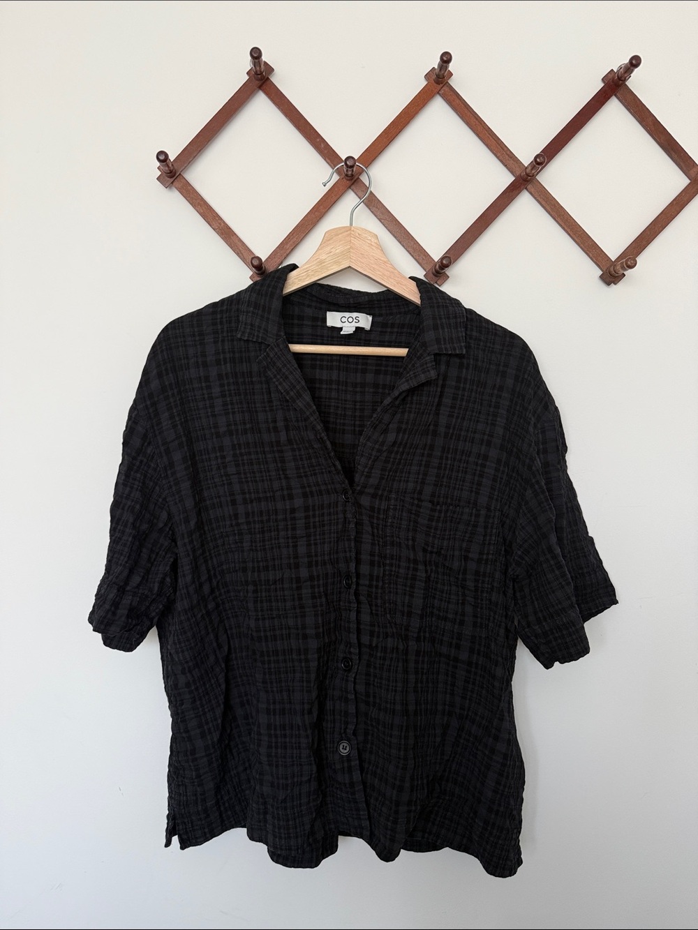 COS Women’s Textured Resort Shirt in Black Check - Size M